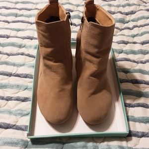 Women's boots